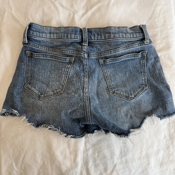 Joe's Jeans The Ozzie Maternity Jean Shorts - Size 26 - Picture 3 of 6